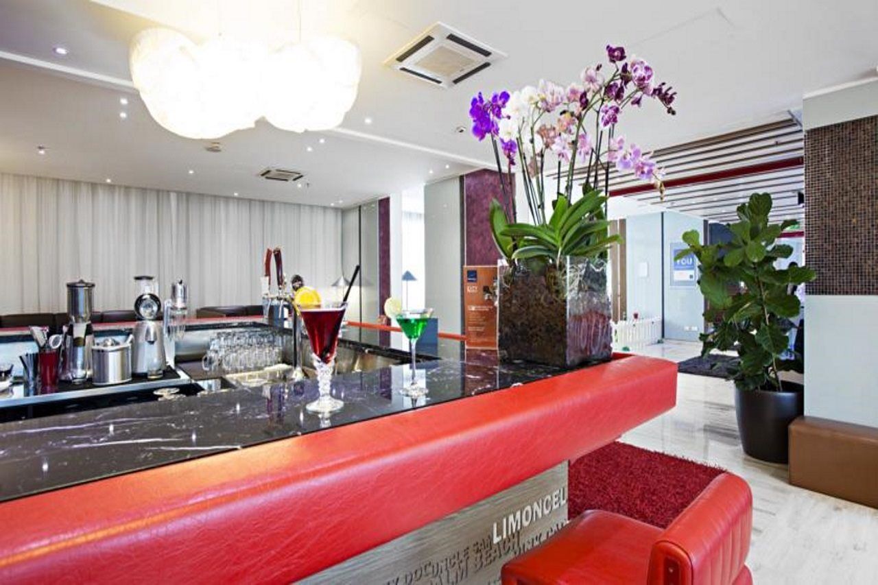 Novotel Roma Eur Экстерьер фото